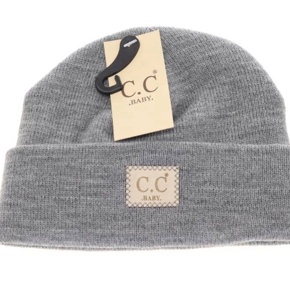 Infant Baby Assorted Oversize Logo Patch Knit Cuffed Beanie Skull Cap Hat NIP - Picture 5 of 9